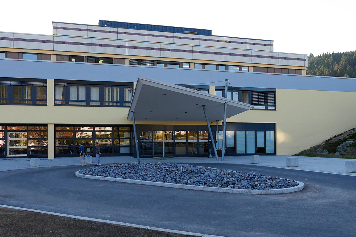 Titisee-Neustadt Eingangsbereich Helios Klinik
